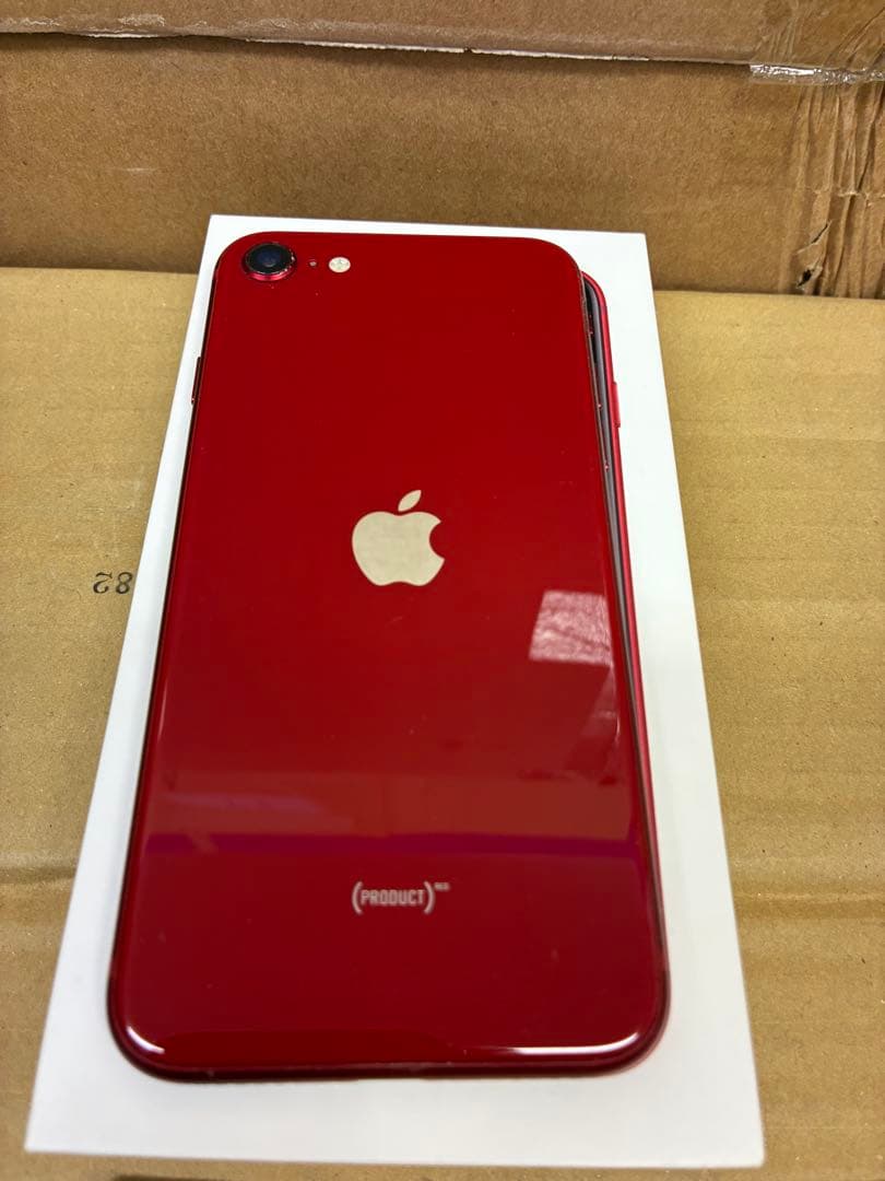 Apple iPhone SE 第三世代(PRODUCT)RED 本体