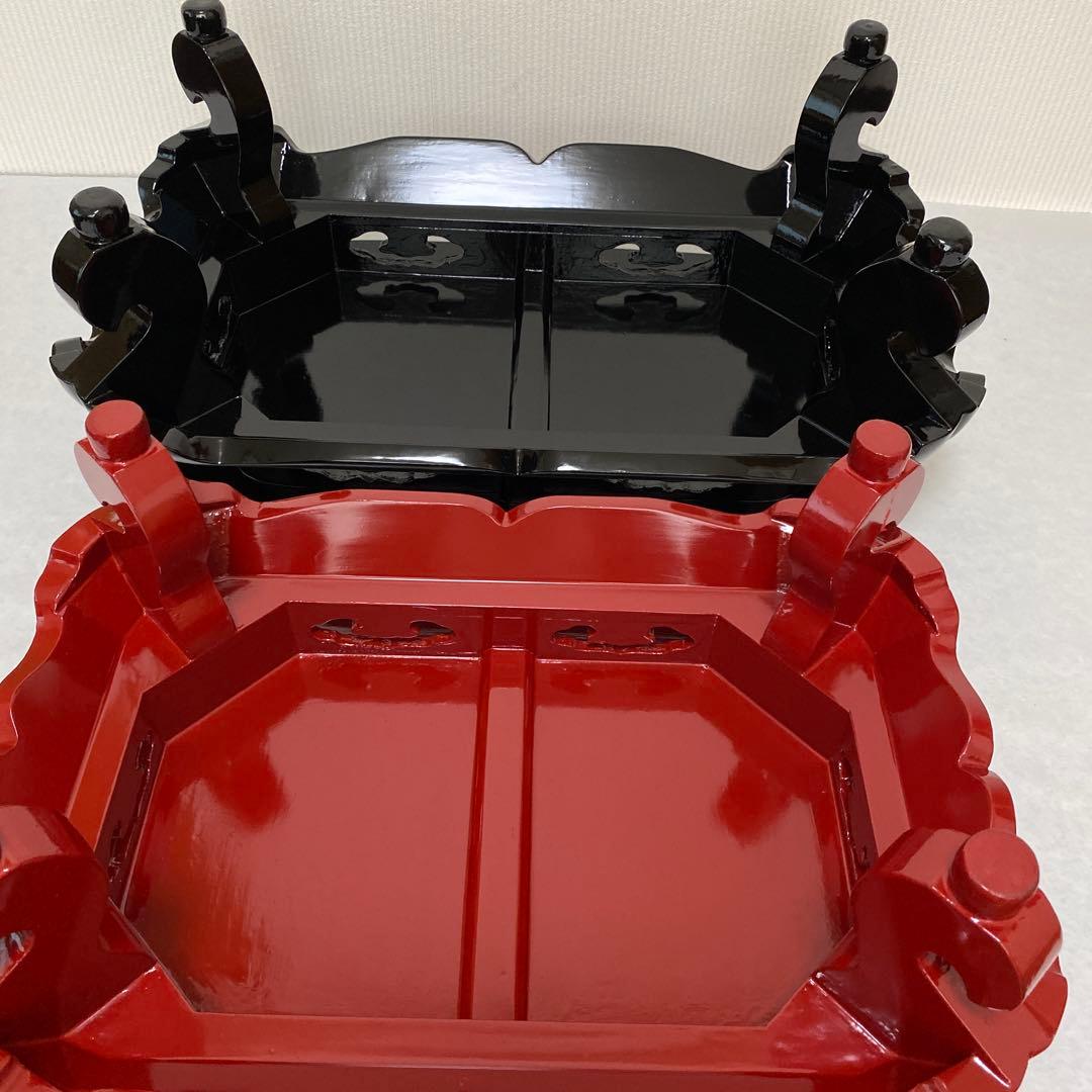 木製どっしりとした台　黒大　赤小　未使用