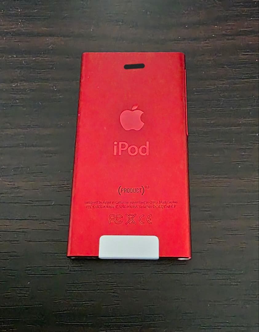 美品　Apple iPod nano レッド　第7世代 16GB