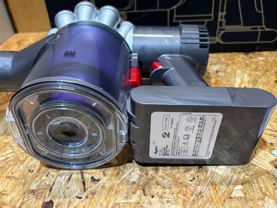 掃除機 ハンディクリーナー DC61 ダイソン 箱 説明書付き