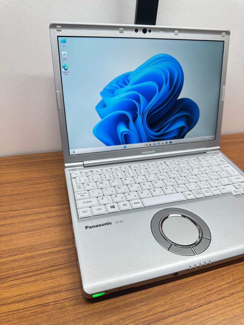 Windowsノート本体 Panasonic CF-SV1 I7-1185G7 16GB 512 LTE