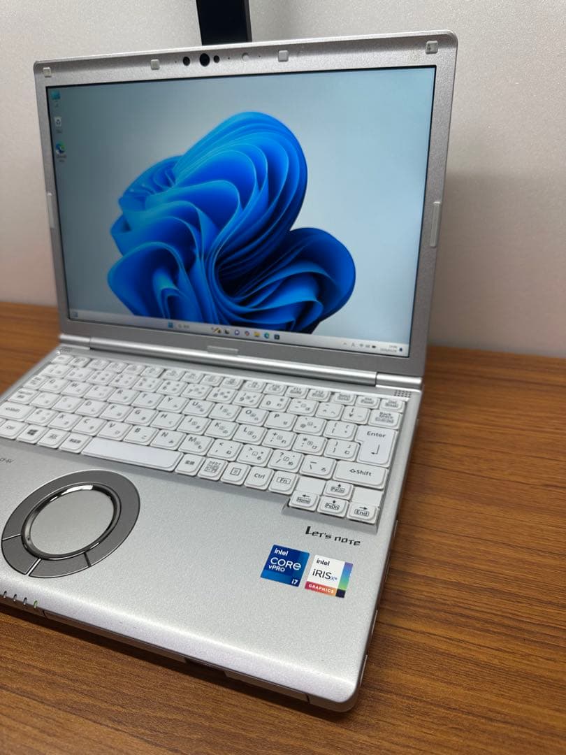 Windowsノート本体 Panasonic CF-SV1 I7-1185G7 16GB 512 LTE