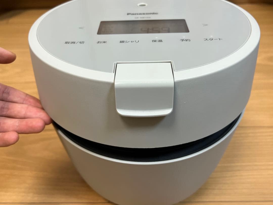 Panasonic SR-NB102圧力IH炊飯器5.5合ホワイト2022年製