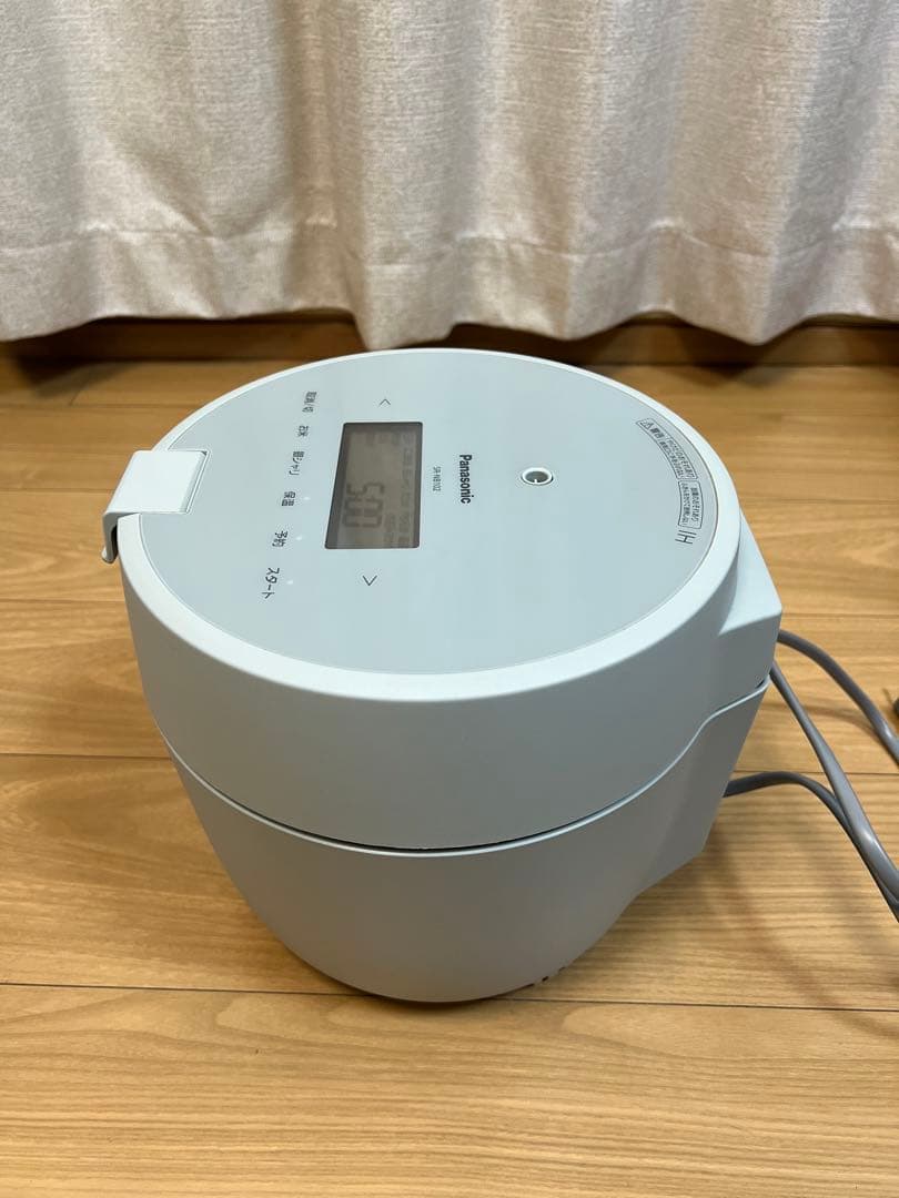 Panasonic SR-NB102圧力IH炊飯器5.5合ホワイト2022年製