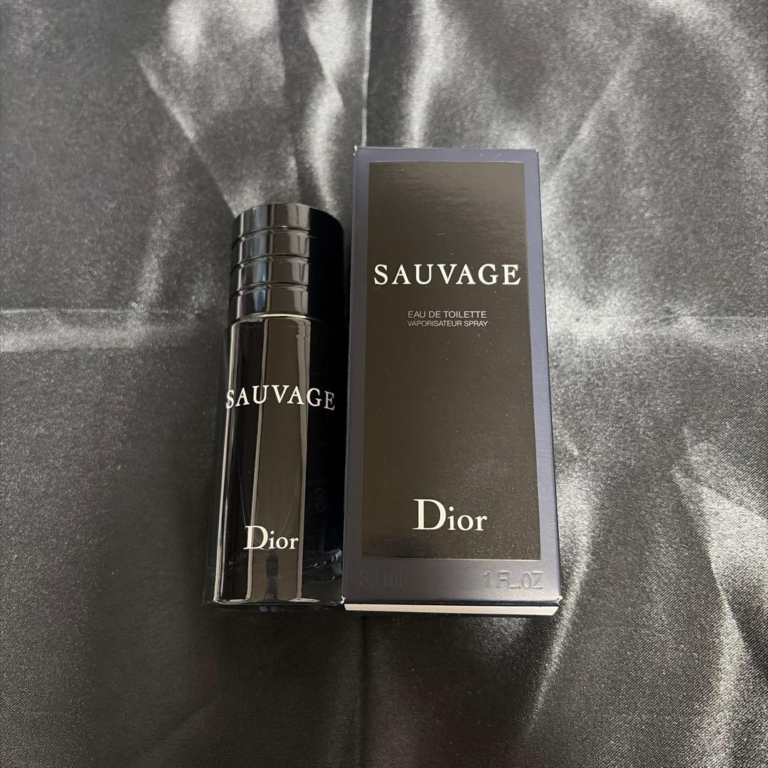 香水(男性用) Dior SAUVAGE Eau de Toilette 30ml