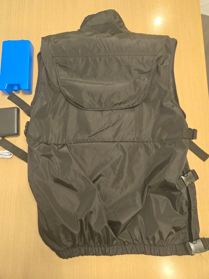 水冷服 水冷ベスト 冷却服 12000mAhバッテリー付き Lサイズ 中古美品