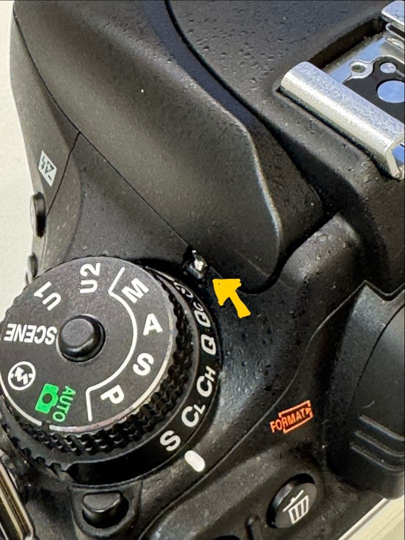 Nikon D610 フルサイズデジタル一眼レフ 本体　少し訳あり美品