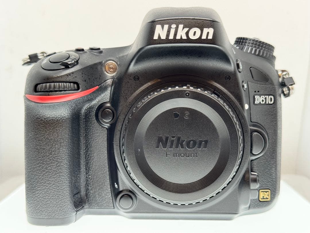 Nikon D610 フルサイズデジタル一眼レフ 本体　少し訳あり美品