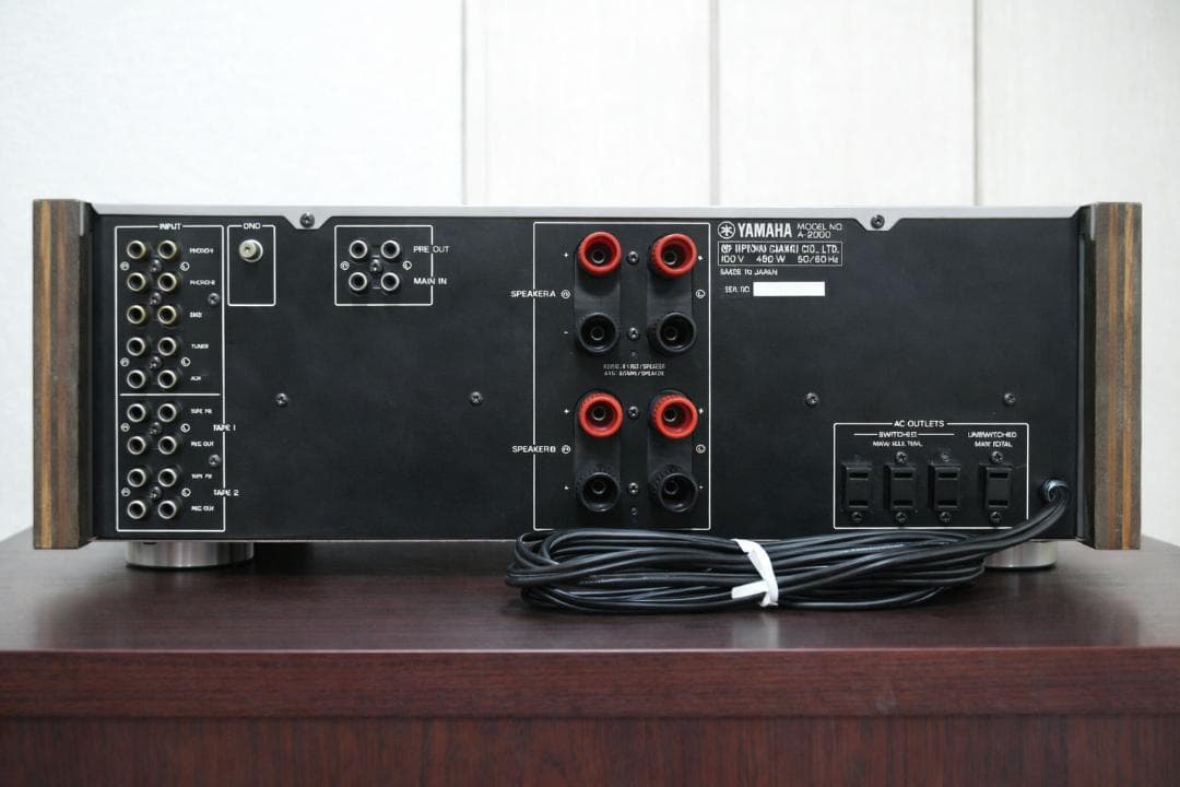 YAMAHA プリメインアンプ A－２０００