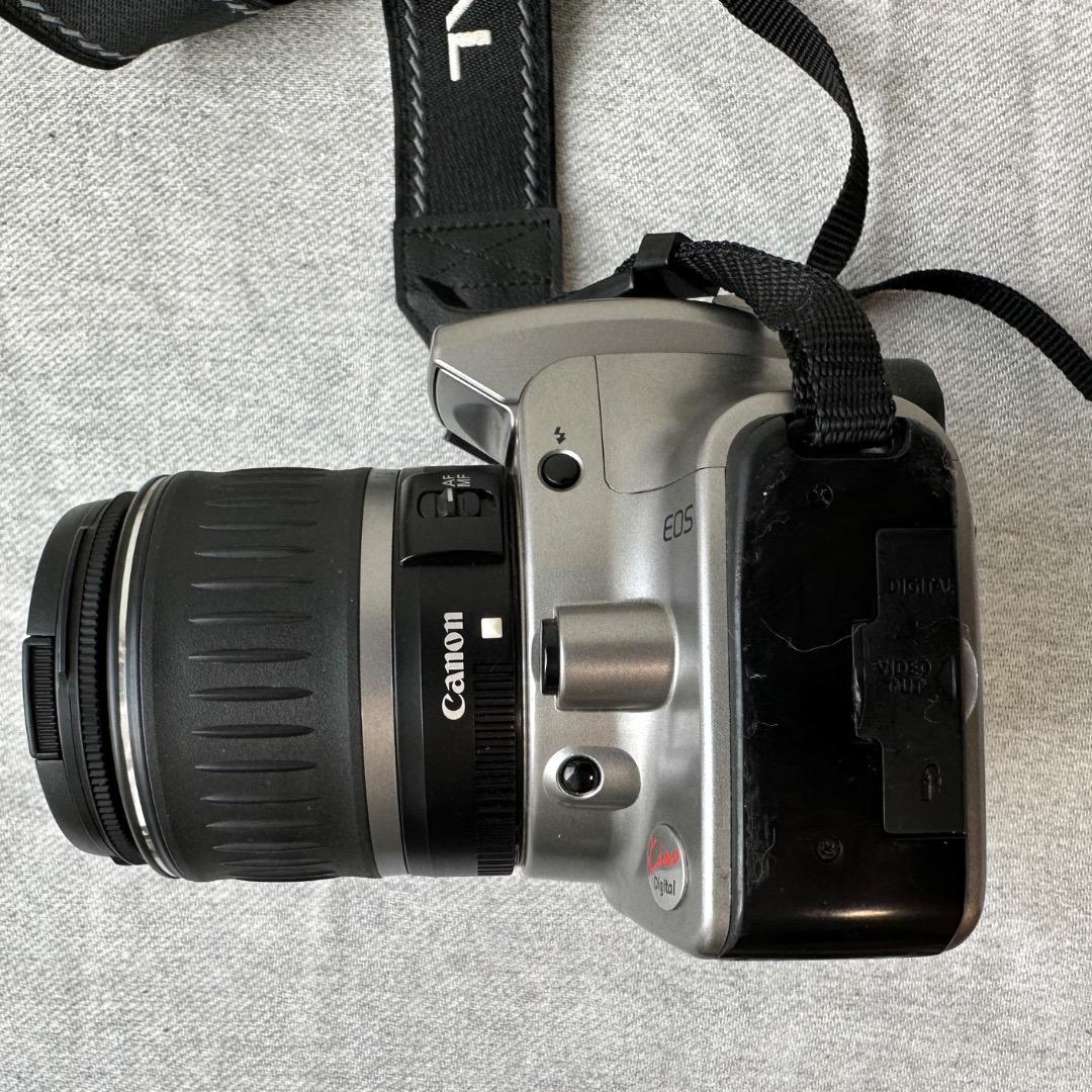 Canon EOS Kiss 初代 DS6041 デジタル一眼レフ
