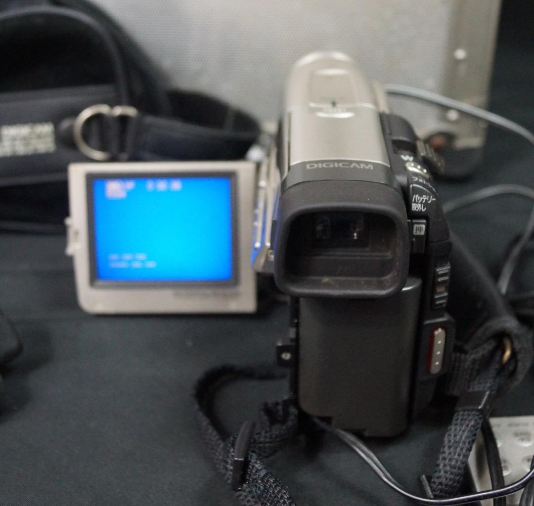 【動作正常】パナソニック・ビデオカメラ NV-C2　&アクセサリーキット