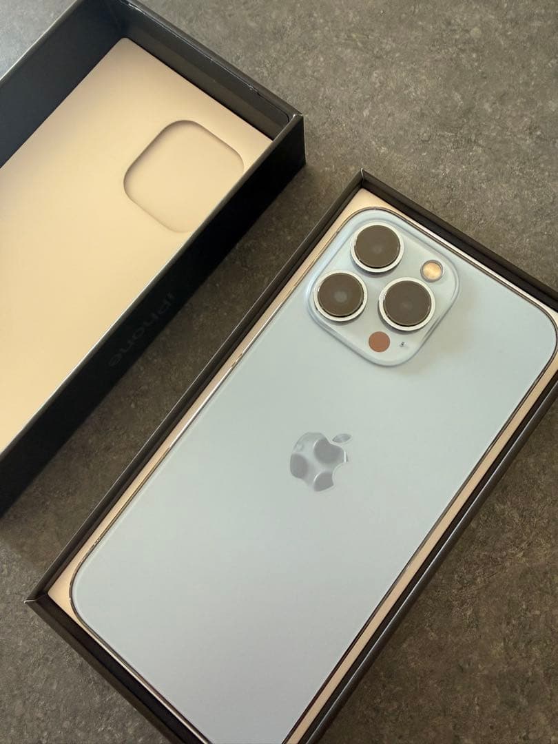 Apple iPhone 13 Pro シエラブルー 本体 充電ケーブル付き