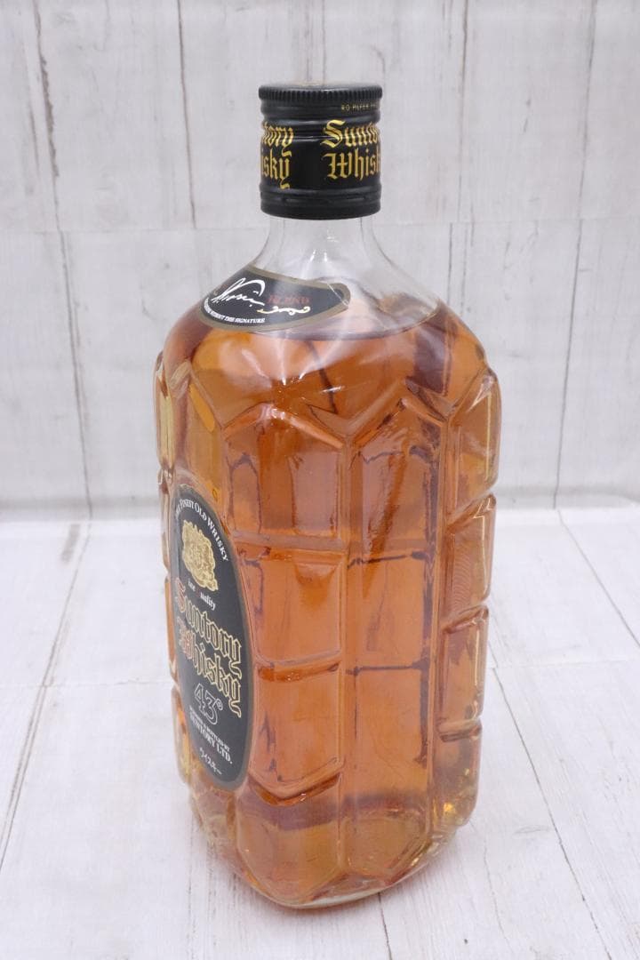 ★未開栓 サントリー 黒角 ウイスキー 角瓶 黒ラベル 終売 700ml 43%