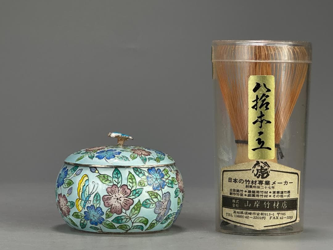 UM9-2S65　韓国美術　純銀製　七宝焼花卉文蓋物　重さ165g　美品　共箱