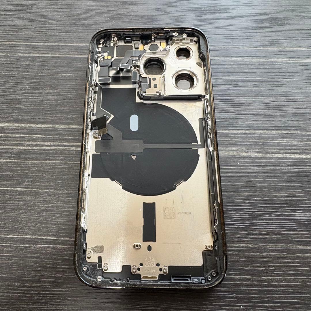 iPhone 14 Pro Glaphite バックパネル 修理 交換