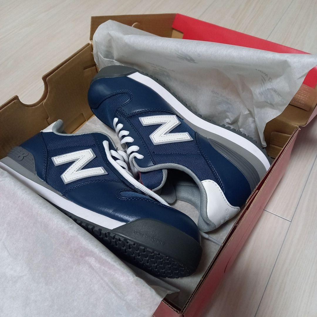new balance ネイビー スニーカー　安全靴　23cm