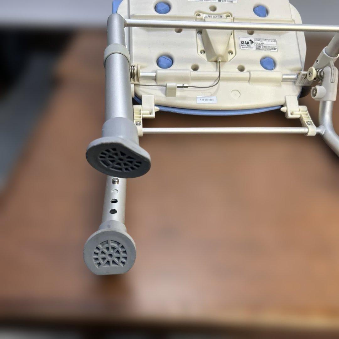 パナソニック 折りたたみ PN-L41811 ブルー 椅子管理番号904番￼