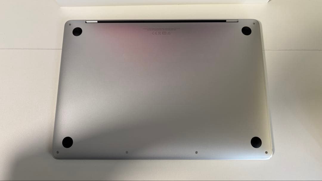 MacBook Pro M2 メモリ8GB/256GB 13インチ
