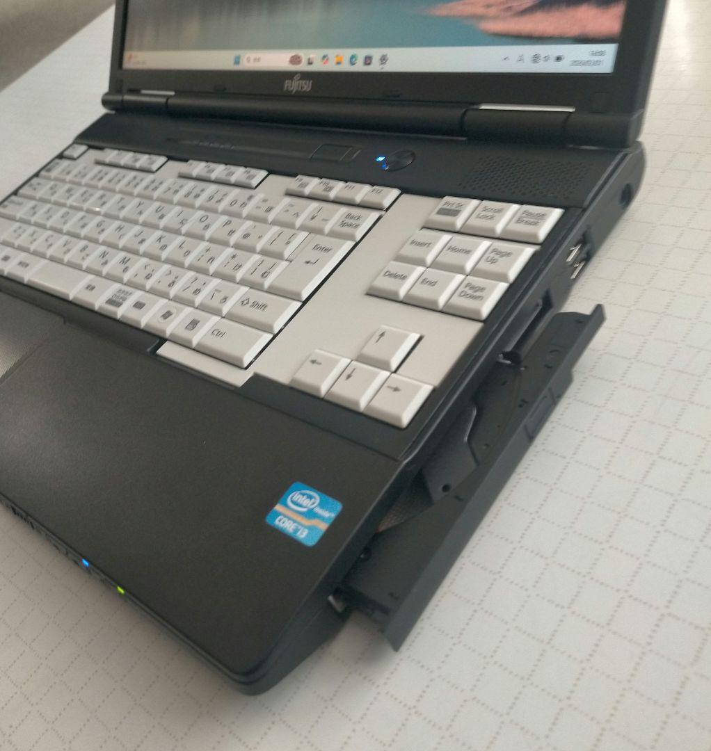 富士通 LIFEBOOK A561/D SSD128GB Win11