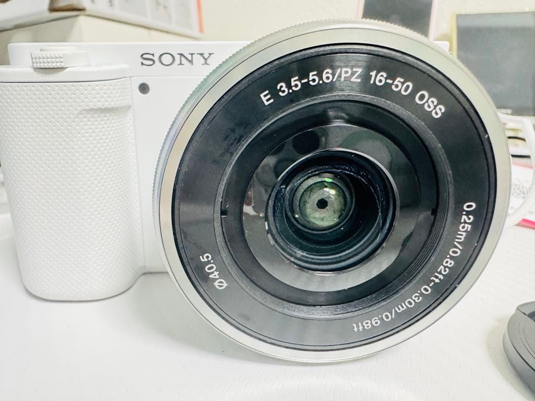 【美品】Sony ZV-E10 ホワイト & グリップ