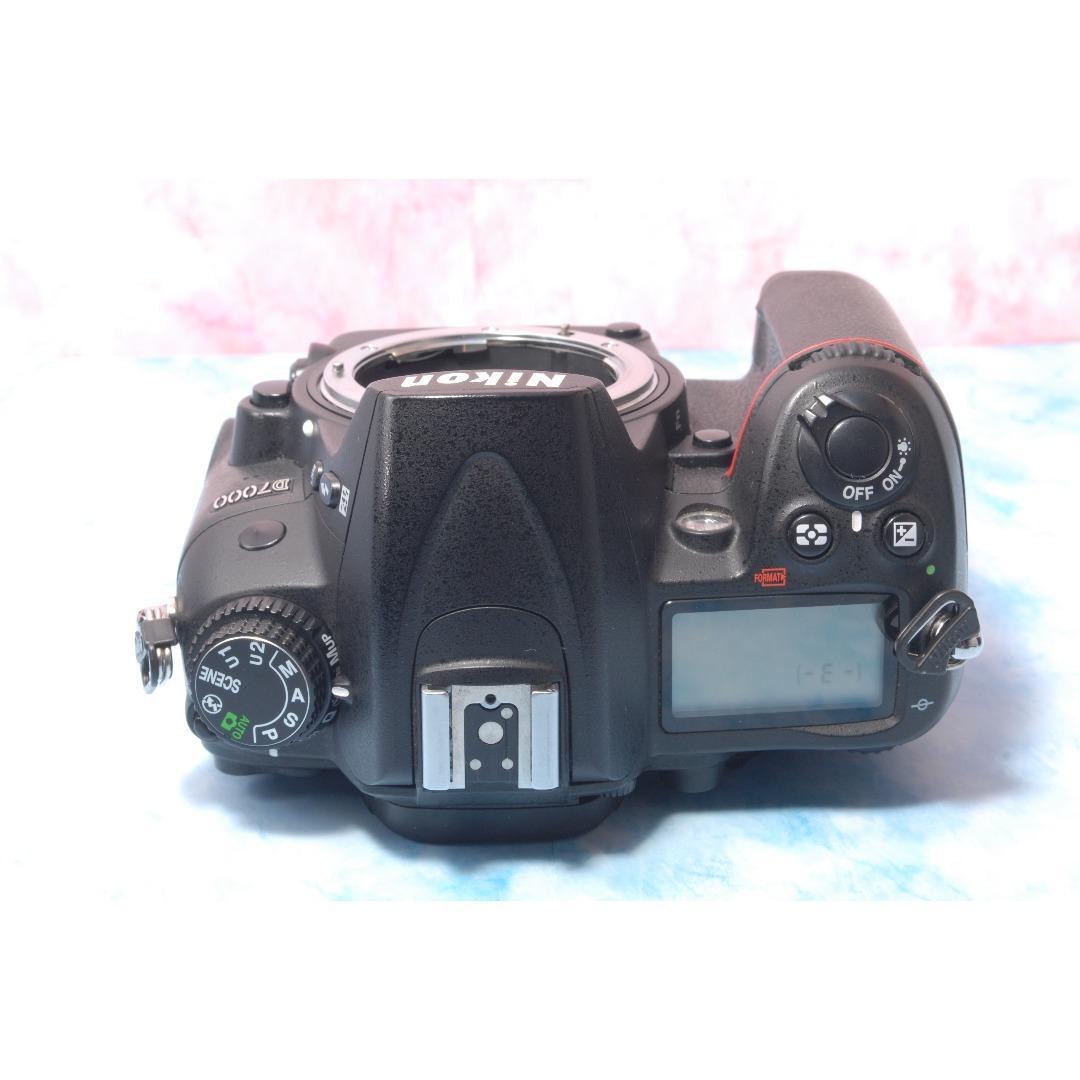 ニコン D7000☆一眼レフカメラ☆超望遠付Wレンズ☆バッグ付☆デビュー向け