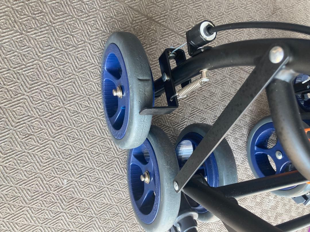 （良品）座れる シルバーカー カート 動作確認済 買い物 歩行器 手押し車 ②